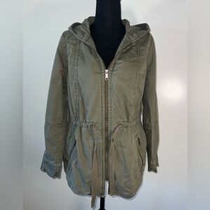 GAP Women's Utility Jacket in Olive